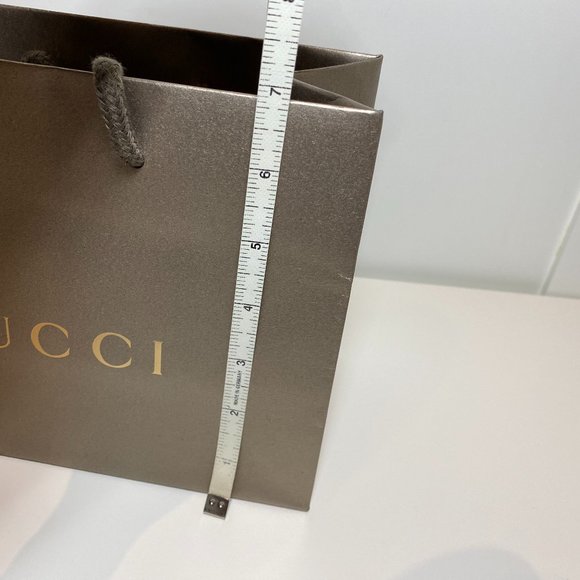 Authentic Gucci Paper Shopping Bag - Picture 5 of 7